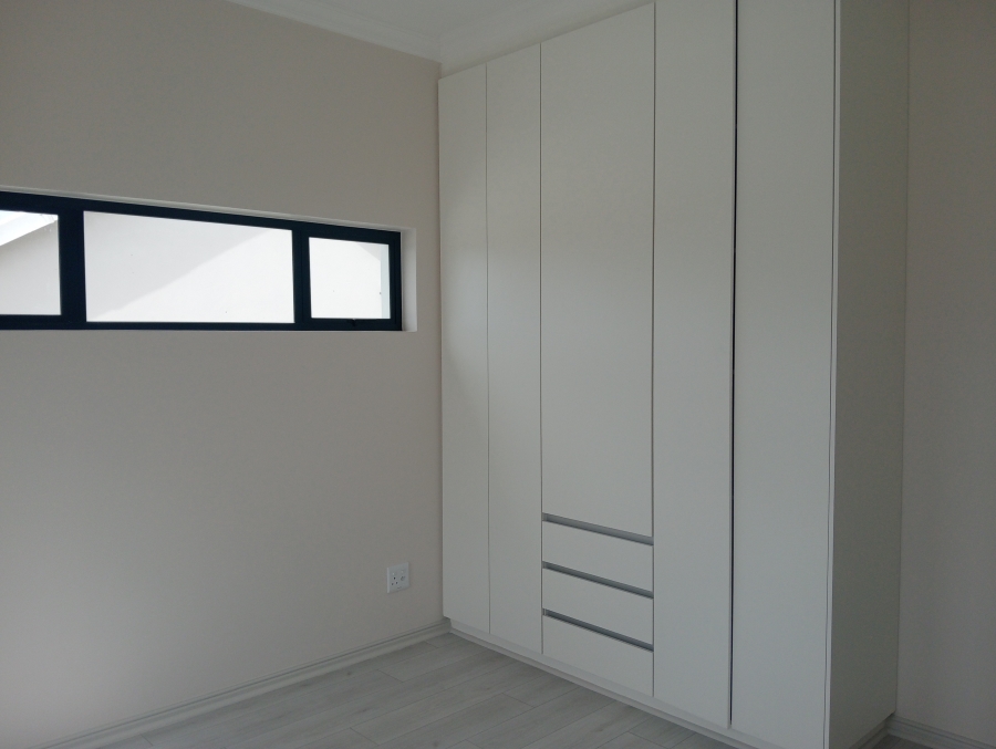 4 Bedroom Property for Sale in Fountains Estate Eastern Cape